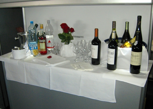 Open bar, Lufthansa First Class