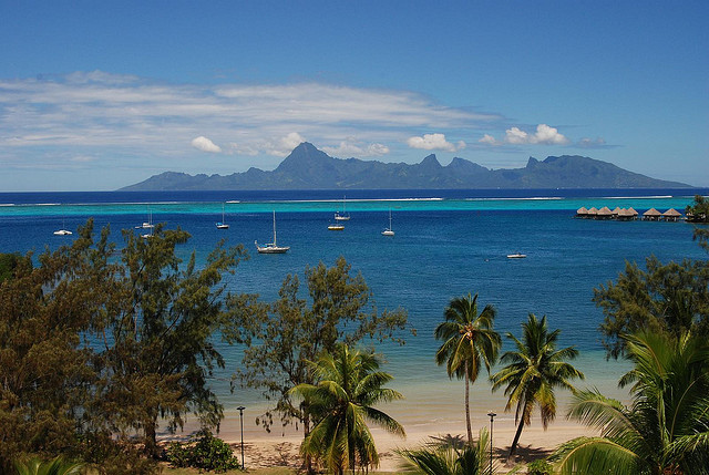 Top 20 Luxury Honeymoon Destinations-Tahiti