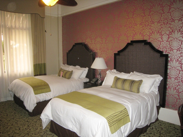 The Royal Hawaiian Hotel Review-Grove Room with 2 Double Beds