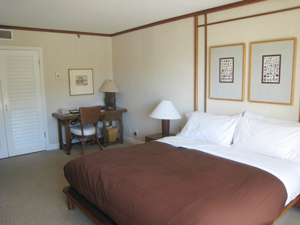 Diamond Head View King Bed, Aqua Lotus Aqua Lotus Honolulu Hotel Review