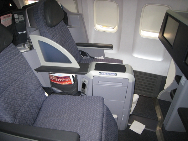 United BusinessFirst Review 757-200 Seats 1A and 1B