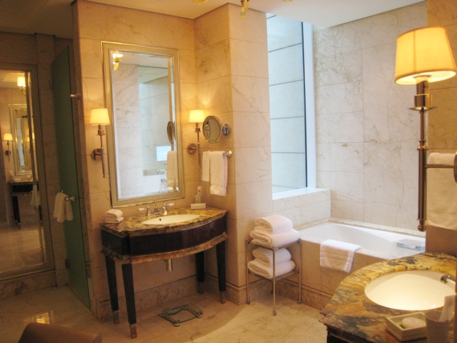 St. Regis Singapore hotel review