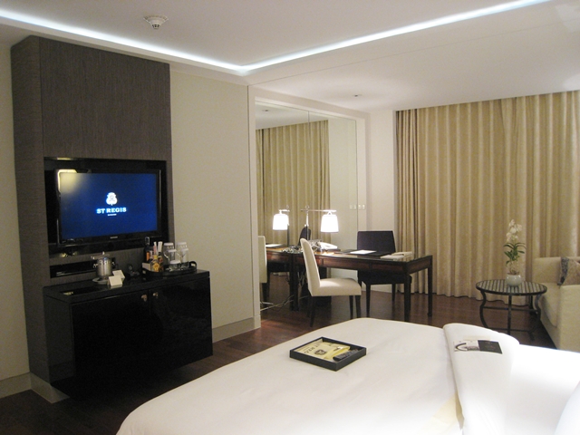 St. Regis Bangkok Hotel Review
