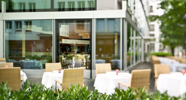 Park Hyatt Zurich Parkhuus Restaurant Review-Terrace