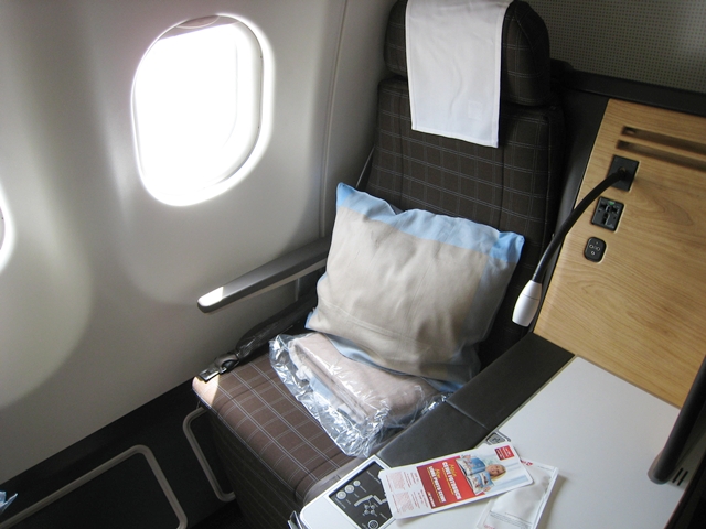 SWISS Airlines A330-300 Business Class Review ZRH-YUL