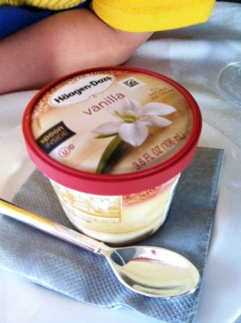 Cathay Pacific First Class Dessert-Haagen-Dazs ice cream