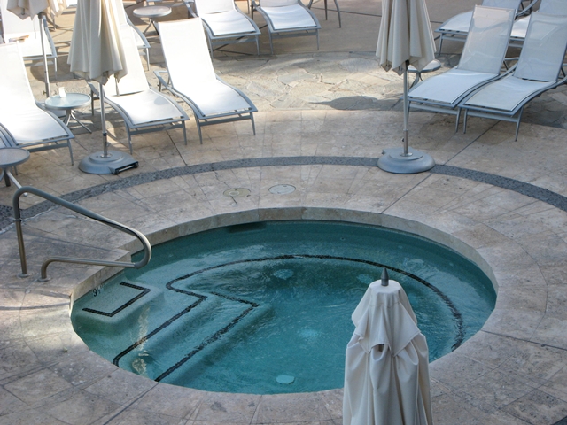 Sanctuary Camelback Mountain Review - Jacuzzi Hot Tub