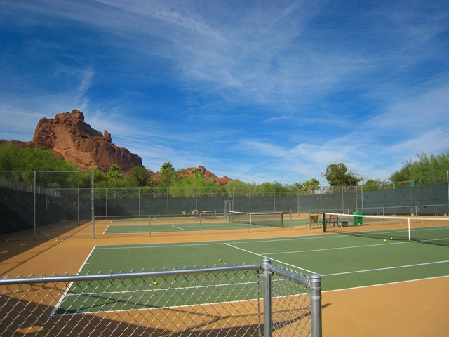 Sanctuary Camelback Mountain Review - Tennis Courts