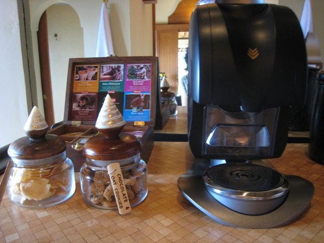 Amankila Review, Bali - Complimentary Cookies and Coffee Machine