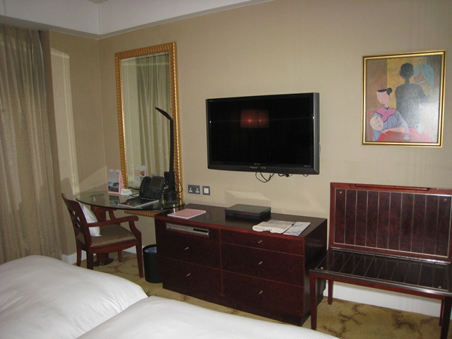 Langham Place Mongkok Review - Desk and TV