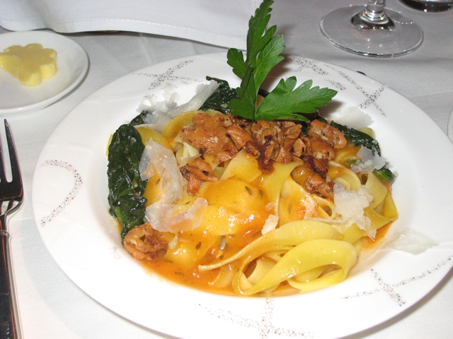 Cathay Pacific First Class Review: Fettuccine with Chanterelles