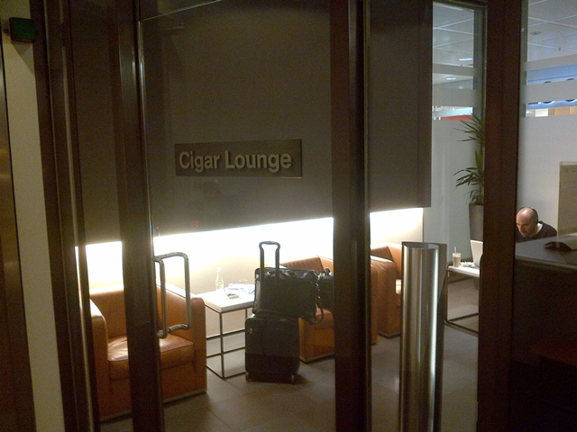 Review -Lufthansa Munich First Class Lounge - Cigar Lounge