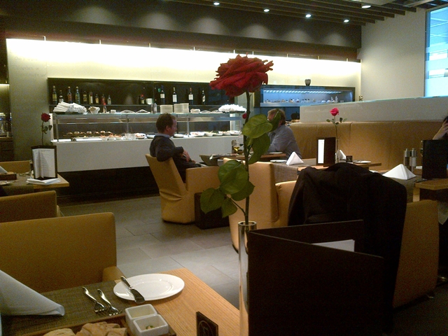 Lufthansa First Class Lounge Munich: Dining Room