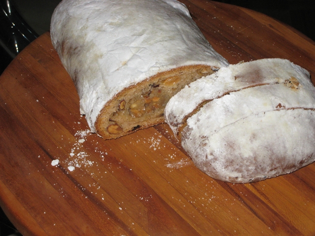 Maison Kayser NYC Review - Christmas Stollen