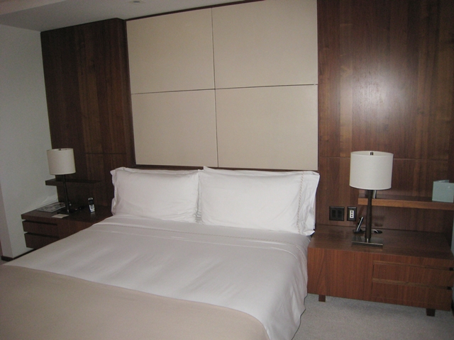 The Setai Fifth Avenue NYC Hotel Review - Empire King with King Bed