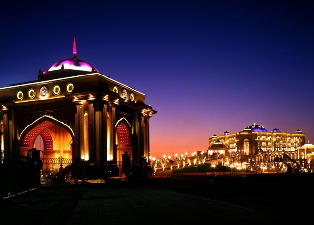 Best Abu Dhabi Luxury Hotels - Emirates Palace