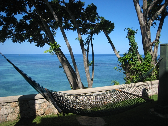 Couples Sans Souci Jamaica All Inclusive - Hammock