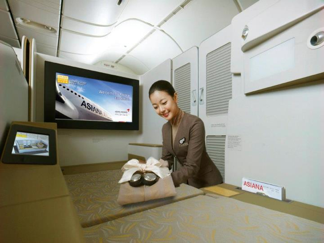 Best Frequent Flyer Program and Credit Cards for China Award Flight - Asiana First Class Suite