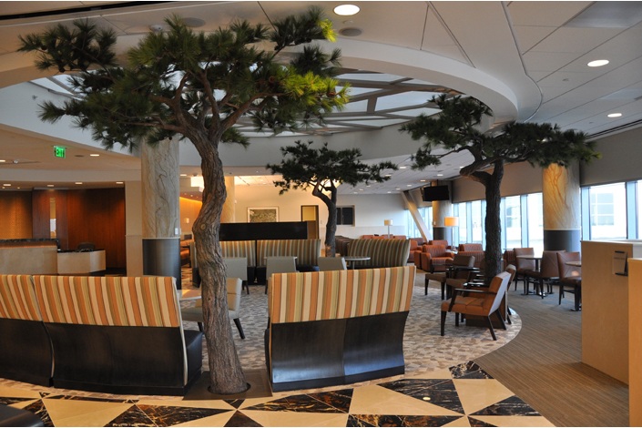 American Airlines Admirals Club and United Club Lounge Pass Winners