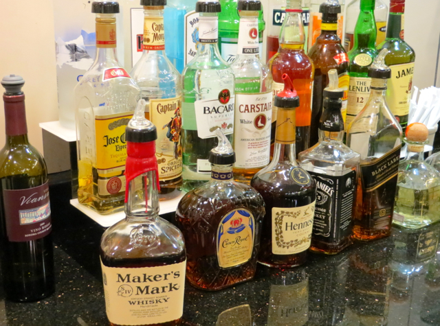 Review-American Admirals Club JFK Liquors and Alcohol