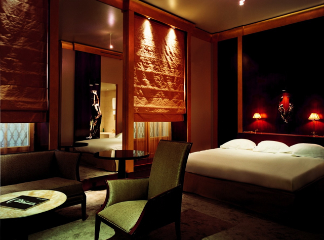 Park Hyatt Paris Vendome Family Award Stay?