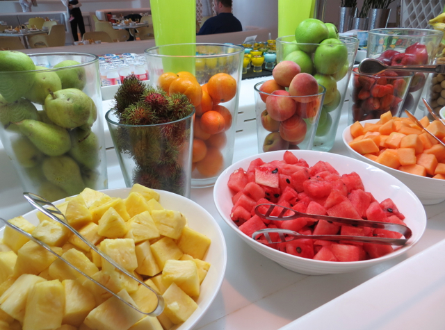 Yas Viceroy Abu Dhabi Hotel Review - Breakfast Buffet - Fruits