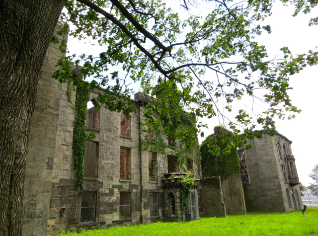 Roosevelt Island - Smallpox Hospital