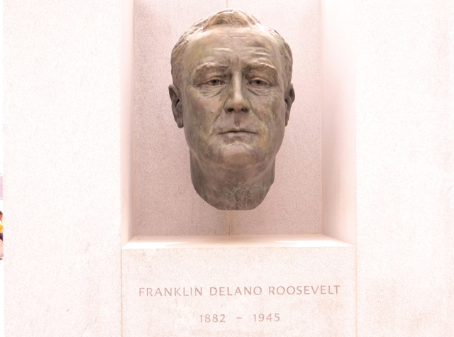 Roosevelt Island: Franklin D. Roosevelt Memorial, Four Freedoms Park