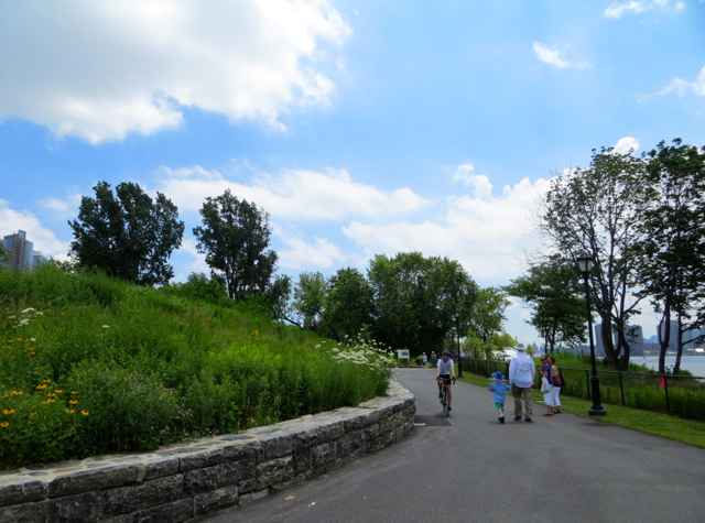 Roosevelt Island-Bicycling and Walking