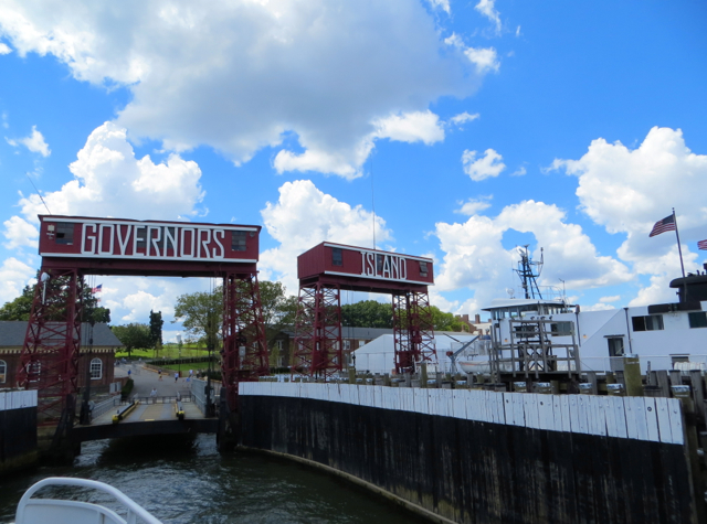 Governors Island - Docking the Governors Island Ferry