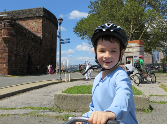 Governors Island - Bicycle Rental - Bicycling