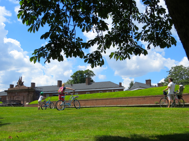 Governors Island Ferry, Bicycling and Family Fun