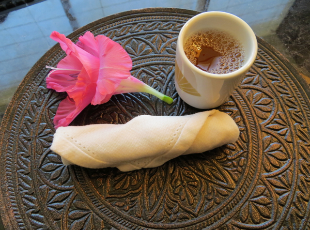 Best Hotel Welcome Amenities: Cool Towel and Iced Tea, Mandarin Oriental Las Vegas