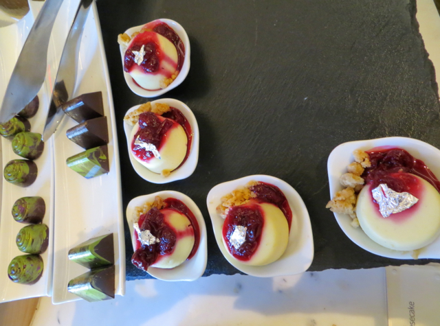 MOzen Bistro Sunday Brunch Review - Mini Cheesecakes and Chocolates