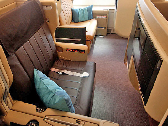Singapore Business Class Review NYC JFK to Frankfurt - Business Class Seat
