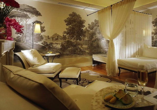 Four Seasons Paris Review - Spa Relaxation Room