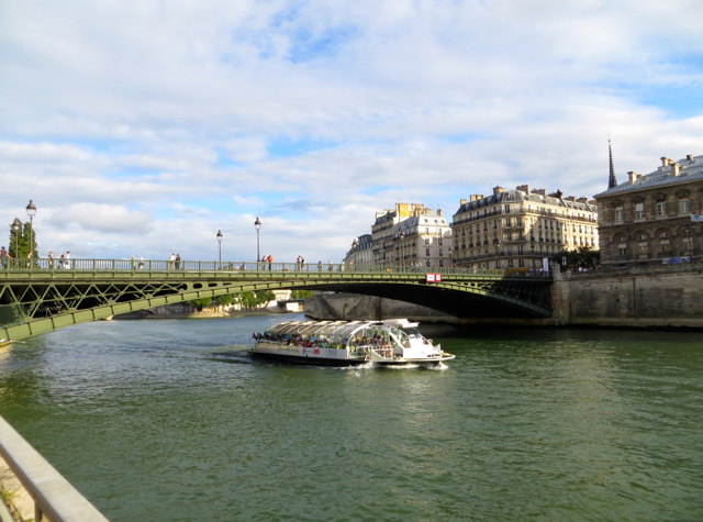 Paris Plages-Paris Beaches-Bateaux Mouches