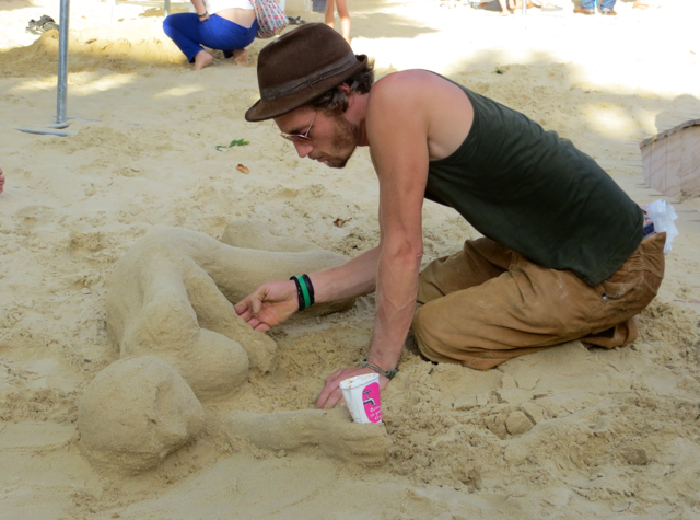 Paris Plages-Paris Beaches - Sand Sculpting