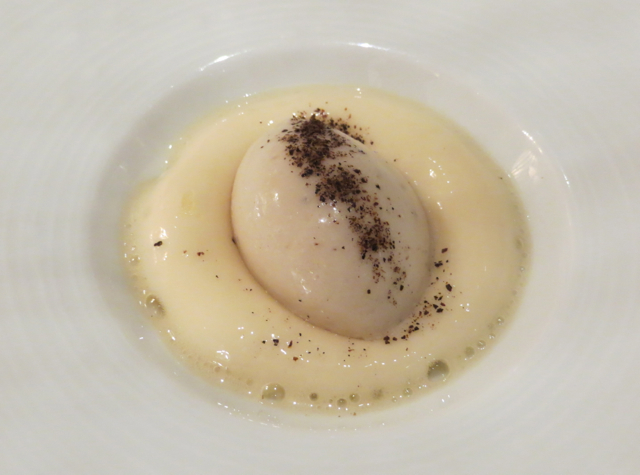Le Cinq at Four Seasons Paris Restaurant Review - Pre-Dessert Palate Cleanser