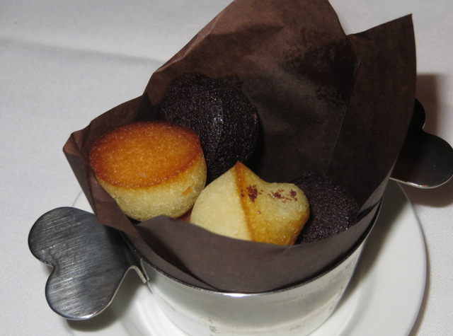 Gotham Bar and Grill NYC Restaurant Review - Mignardises-Financiers