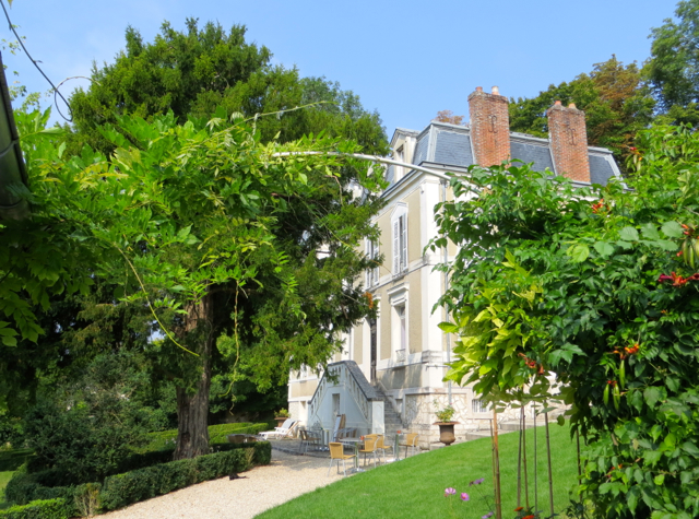 Maison Stella Cadente Review-Provins, France