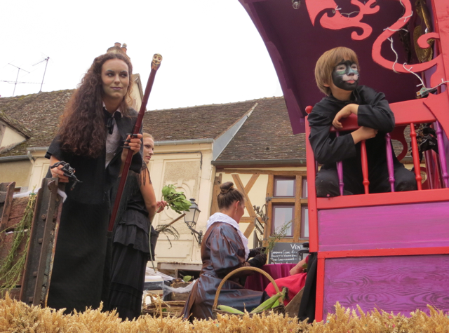 Provins France Fete de la Moisson - Witches' Float