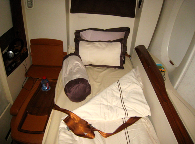 Singapore Suites on the A380: Great Memory Foam Like Mattress