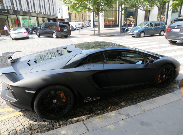 Hotel Fouquet's Barriere Hotel Review - Black Sports Car