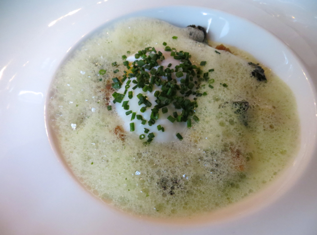 La Regalade Conservatoire Paris Review - Egg with Escargots