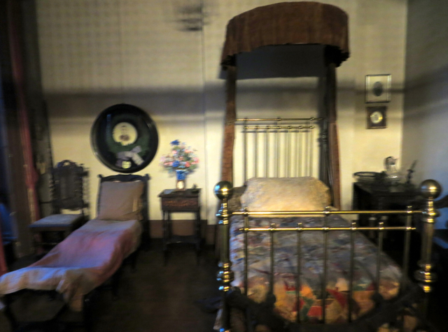 Players Club NYC - Edwin Booth's Bed and Living Quarters
