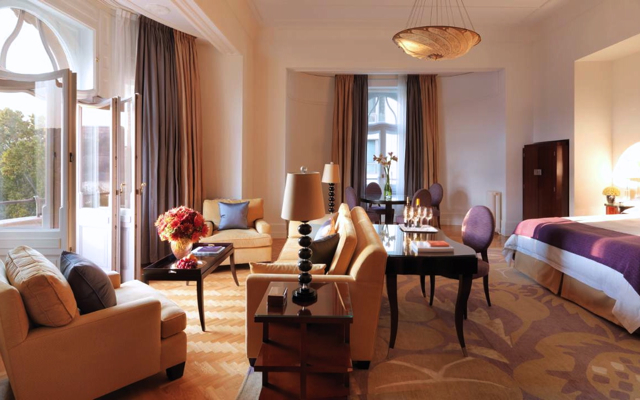 Top 10 Four Seasons Preferred Partner Guaranteed Upgrades-Four Seasons Gresham Palace Budapest