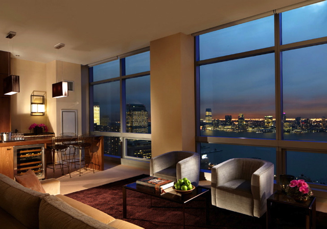 Valentine's Day 2014 Luxury Hotel Deals and Packages - Trump SoHo NYC