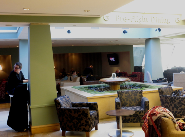 British Airways Galleries Lounge at JFK Terminal 7 Review - Seating Near Fountain