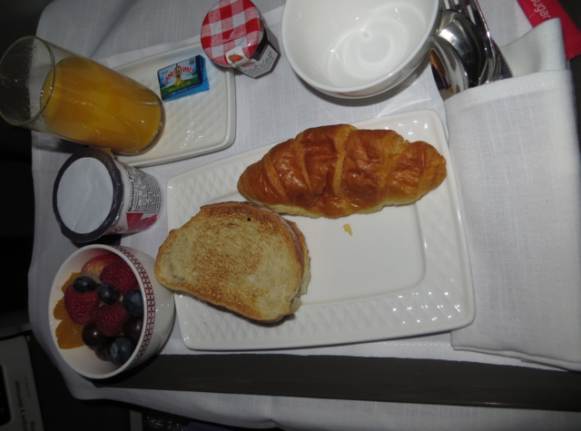 Iberia New Business Class A330-300 - Breakfast